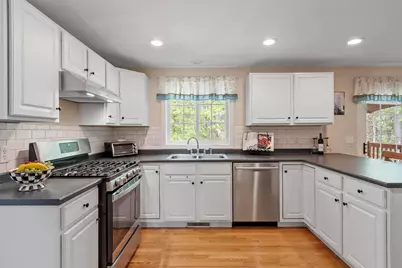 43 Ladyslipper Drive, Newmarket, NH 03857 - Photo 9