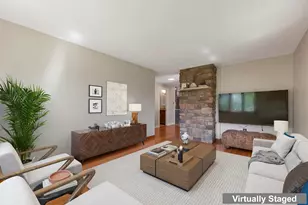 218 Brookside Dr, Hartford, VT 05001 - Photo 15
