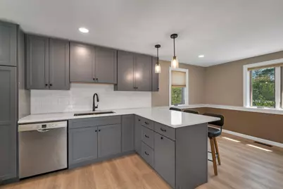 218 Brookside Drive, Hartford, VT 05001 - Photo 5
