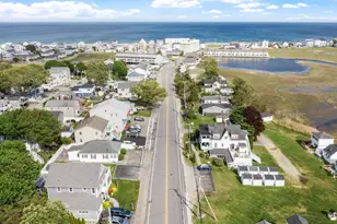 28-30 Thorwald Ave, Hampton, NH 03842 - Photo 1