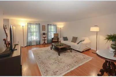 13 Jump Lane, Hudson, NH 03051 - Photo 5