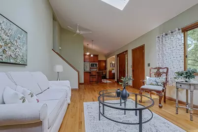 311 Paquette Avenue, Manchester, NH 03104 - Photo 7
