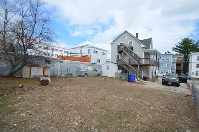 308 Bartlett Street, Manchester, NH 03102 - Photo 3