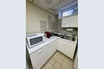 707 Chestnut Street #3, Manchester, NH 03104 - Photo 11