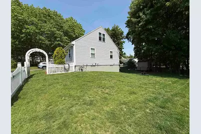 10 Vandette Avenue, Dracut, MA 01826 - Photo 3