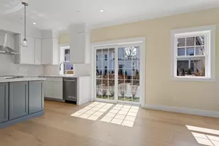 136 Locust St, Dover, NH 03820 - Photo 11