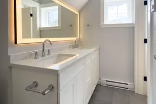 136 Locust St, Dover, NH 03820 - Photo 31