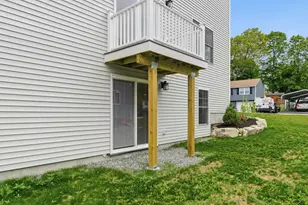 7 Buker St, Nashua, NH 03064 - Photo 3