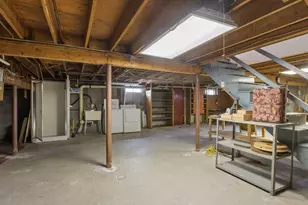633 Fairfield St, Manchester, NH 03104 - Photo 29