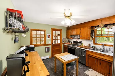 86 Mammoth Road, Londonderry, NH 03053 - Photo 7