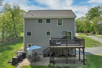7 Cortland Drive, Epping, NH 03042 - Photo 5
