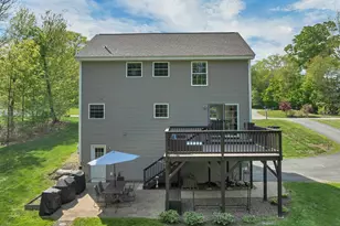 7 Cortland Dr, Epping, NH 03042 - Photo 5