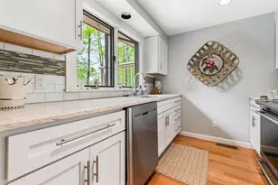 16 Niblick Ln, Grantham, NH 03753 - Photo 13