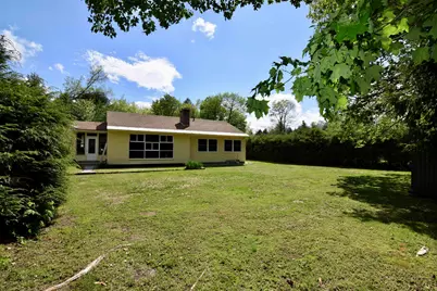 9 Wildwood Avenue, Claremont, NH 03743 - Photo 5