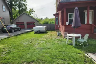 16 Harlow Rd, Springfield, VT 05156 - Photo 3