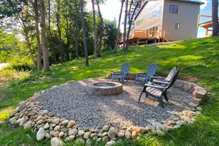 196 Washington St, Littleton, NH 03561 - Photo 1