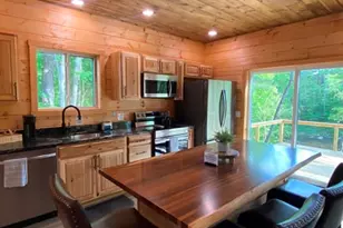 196 Washington St, Littleton, NH 03561 - Photo 3
