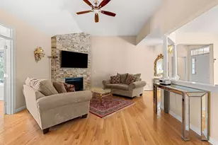 1 Tarleton Ln, Amherst, NH 03031 - Photo 9
