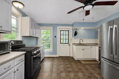 160 S Main Street, Franklin, NH 03235 - Photo 5
