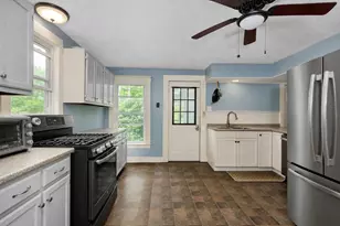 160 S Main St, Franklin, NH 03235 - Photo 5