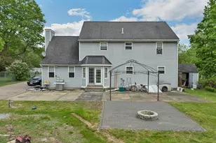 12 Chester Rd, Derry, NH 03038 - Photo 3