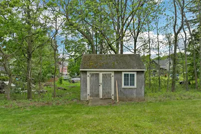 12 Chester Road, Derry, NH 03038 - Photo 9
