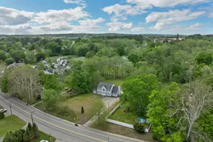 12 Chester Rd, Derry, NH 03038 - Photo 33