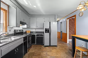 11 William St, Somersworth, NH 03878 - Photo 5