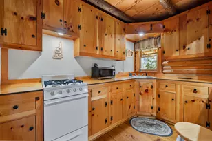 505 Hill Rd, Pittsburg, NH 03592 - Photo 15