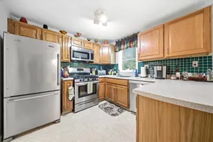 16 Salisbury Rd, Nashua, NH 03064 - Photo 13