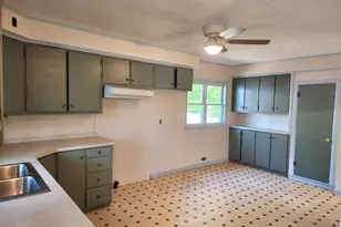 510 Willard St, Berlin, NH 03570 - Photo 5