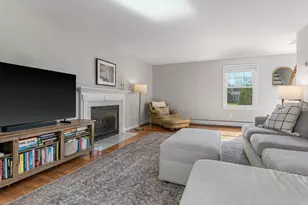 26 Pheasant Run Ln, Stratham, NH 03885 - Photo 5