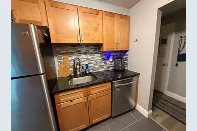 1 Louisburg Square #1, Nashua, NH 03060 - Photo 3