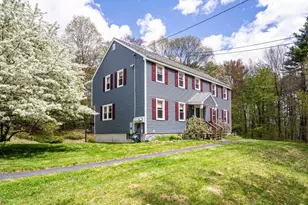 206 Hampstead Rd, Derry, NH 03038 - Photo 1
