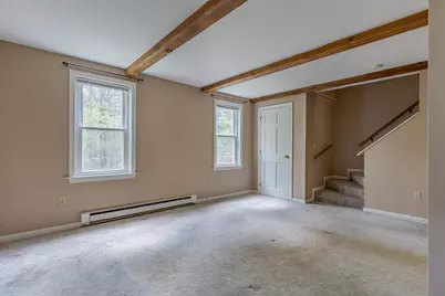 206 Hampstead Road, Derry, NH 03038 - Photo 13