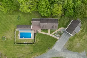 93 Belaski Rd, Windsor, VT 05089 - Photo 7