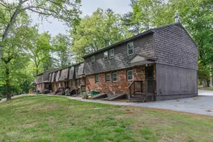 8 Midridge Cir, Londonderry, NH 03053 - Photo 7
