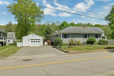 15 Adams Avenue, Seabrook, NH 03874 - Photo 1