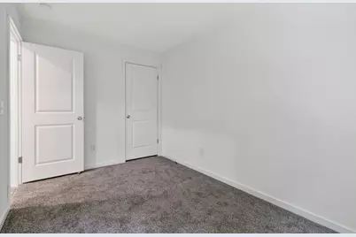 11 Hill Street, Hillsboro, NH 03244 - Photo 29