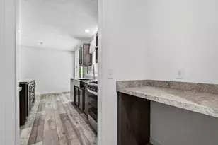 11 Hill St, Hillsboro, NH 03244 - Photo 5