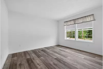 11 Hill Street, Hillsboro, NH 03244 - Photo 17
