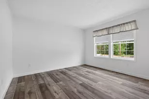 11 Hill St, Hillsboro, NH 03244 - Photo 17