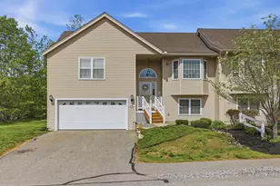 56 Hall Rd, Fremont, NH 03044 - Photo 1