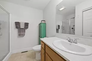 56 Hall Rd, Fremont, NH 03044 - Photo 21