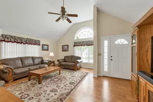 28 Autumn Ln, Gilford, NH 03249 - Photo 5