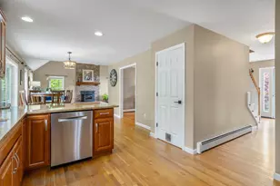 212 Oak Hill Rd, Barrington, NH 03825 - Photo 9