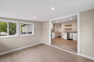 38 Western Ave, Rochester, NH 03867 - Photo 13