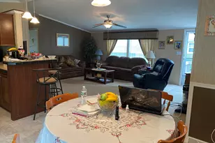 20 Spruce Ct, Seabrook, NH 03874 - Photo 5