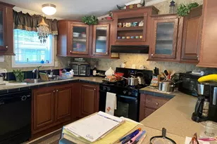 20 Spruce Ct, Seabrook, NH 03874 - Photo 5
