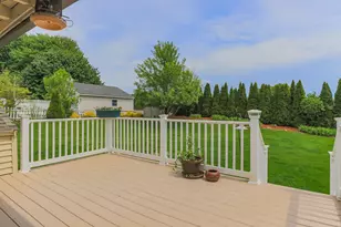 39 Dearborn Ave, Hampton, NH 03842 - Photo 11